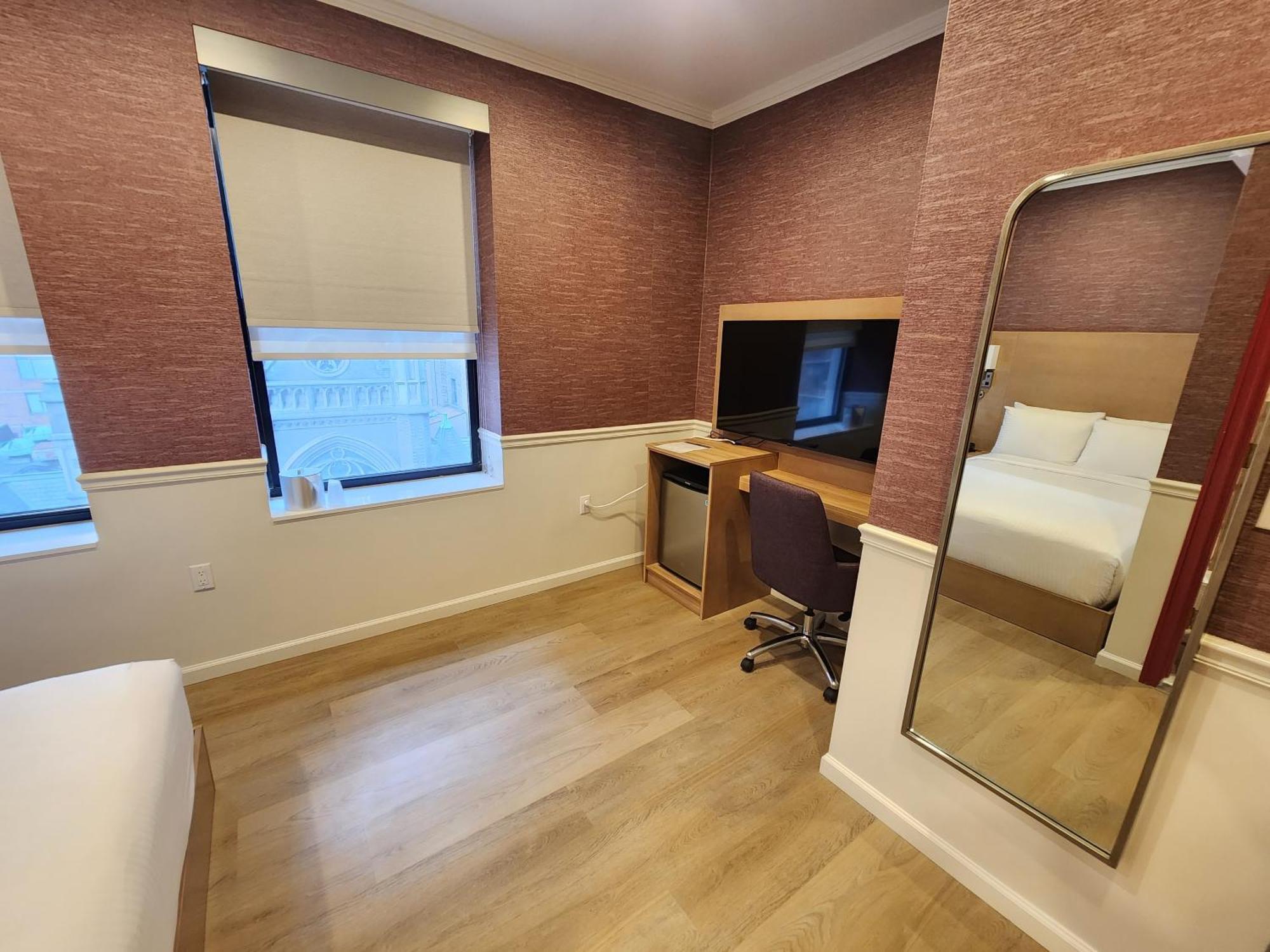 The Mayfair Times Square, Ascend Collection