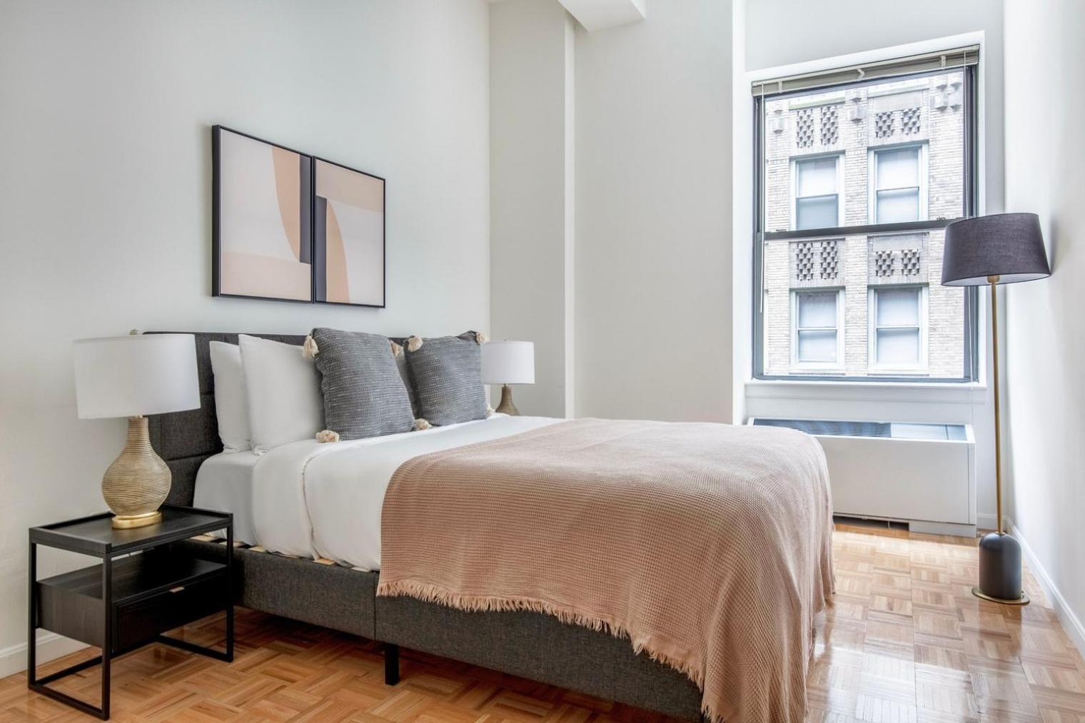 Fidi 1br W Doorman Wd Nr South St Seaport Nyc-1306