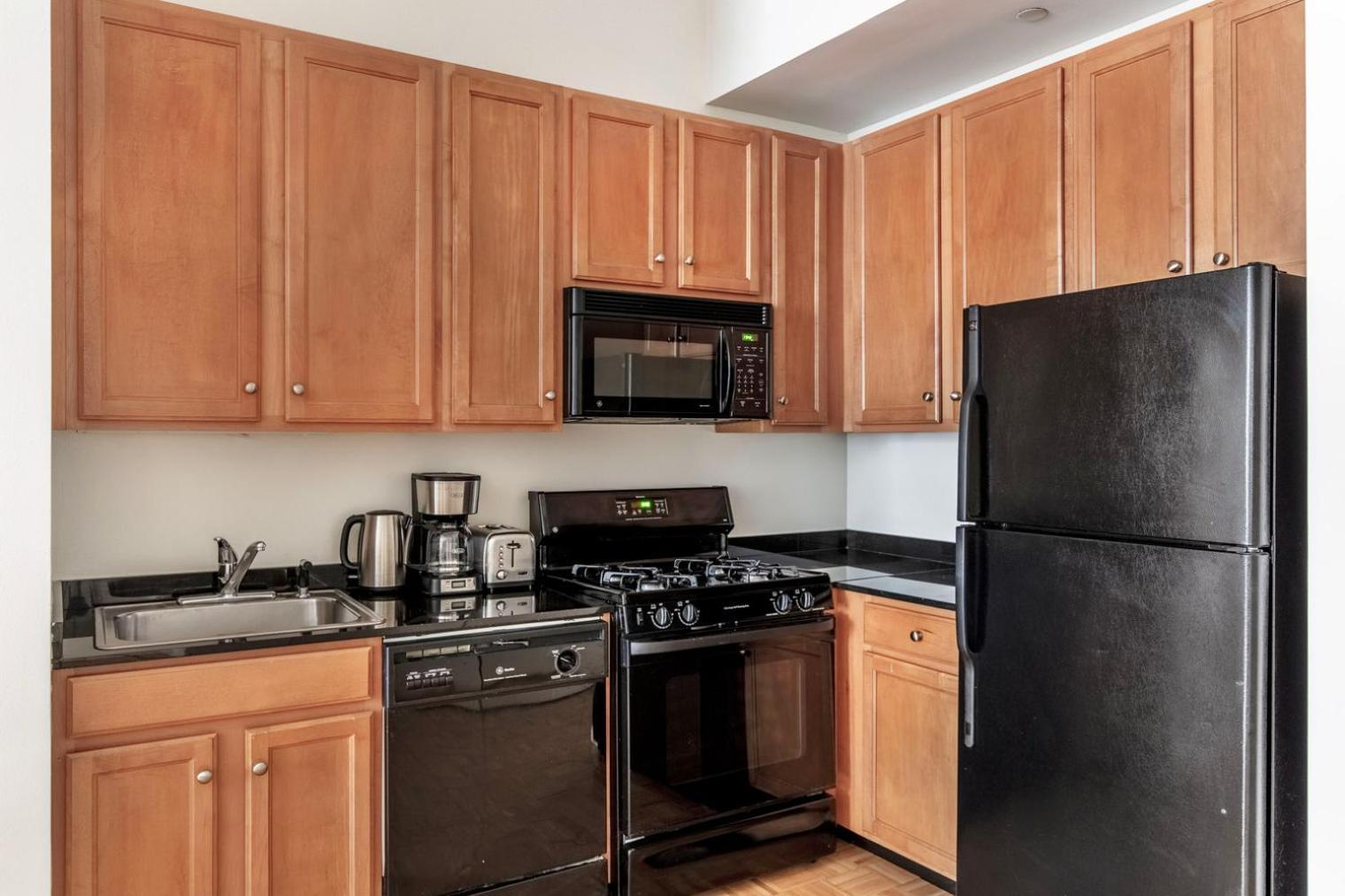 Apartment Fidi 1br W Doorman Wd Nr South St Seaport Nyc-1306 *