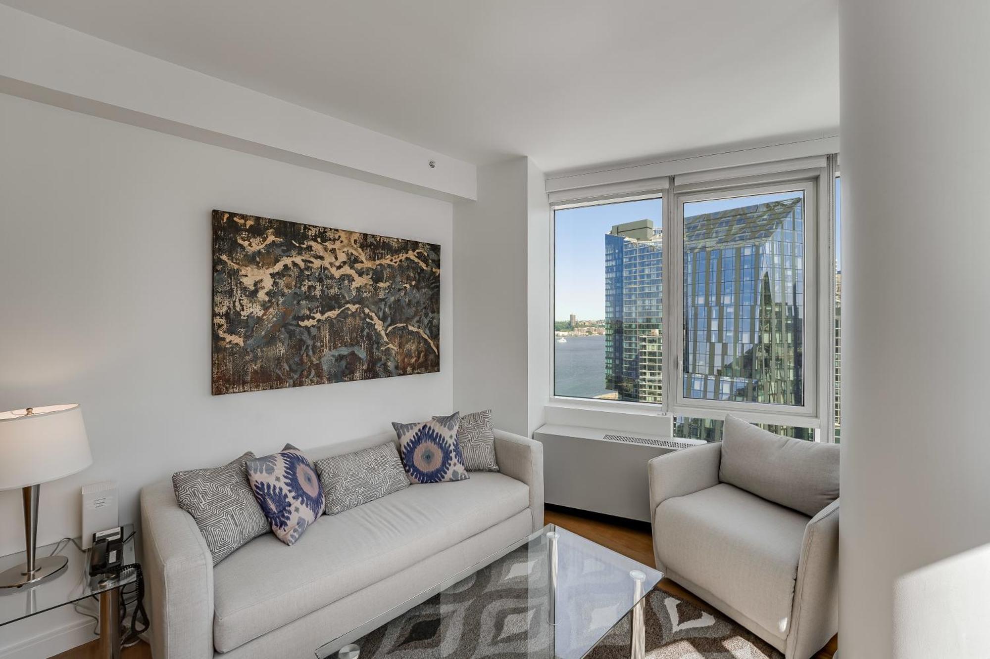 Apartment Global Luxury At Via 57 New York