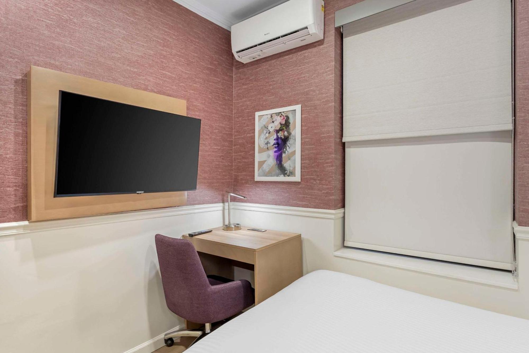 The Mayfair Times Square, Ascend Collection