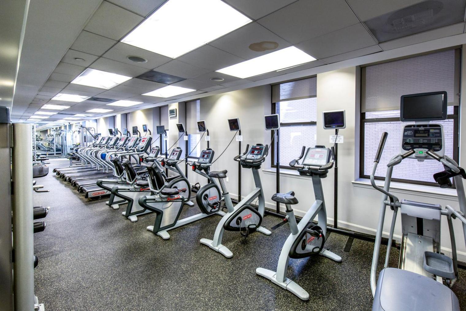 Modern Fidi 1br W Roofdeck Gym Doorman Nyc-443 Apartment
