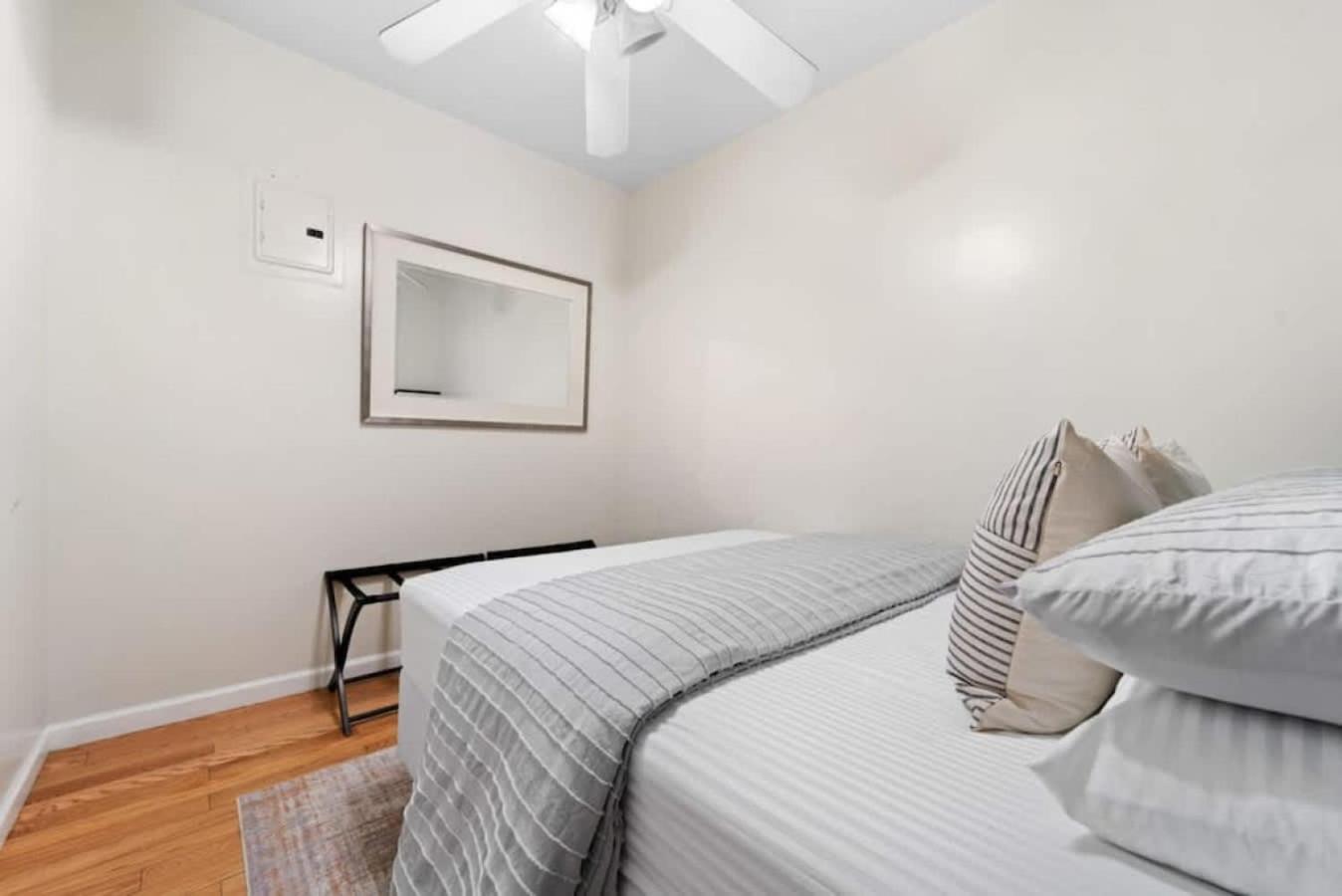 Convenient 2br - Walking Distance To Times Square New York