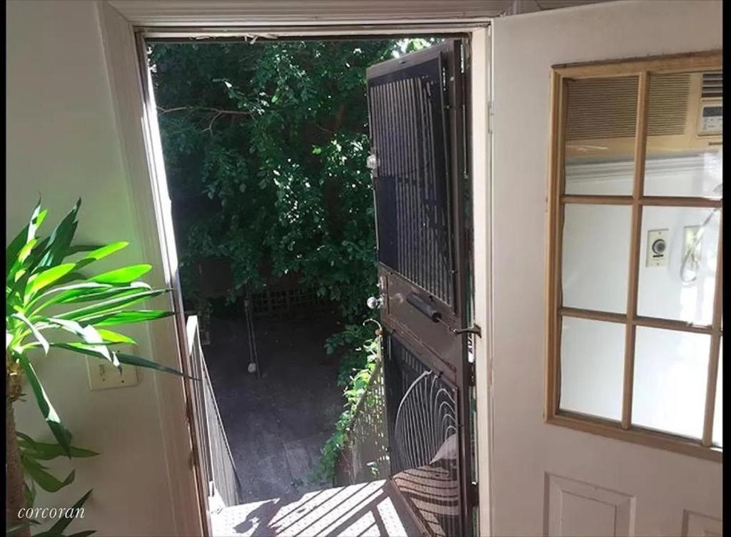 Ground Floor Williamsburg Private Bedroom Near Subway Nova York