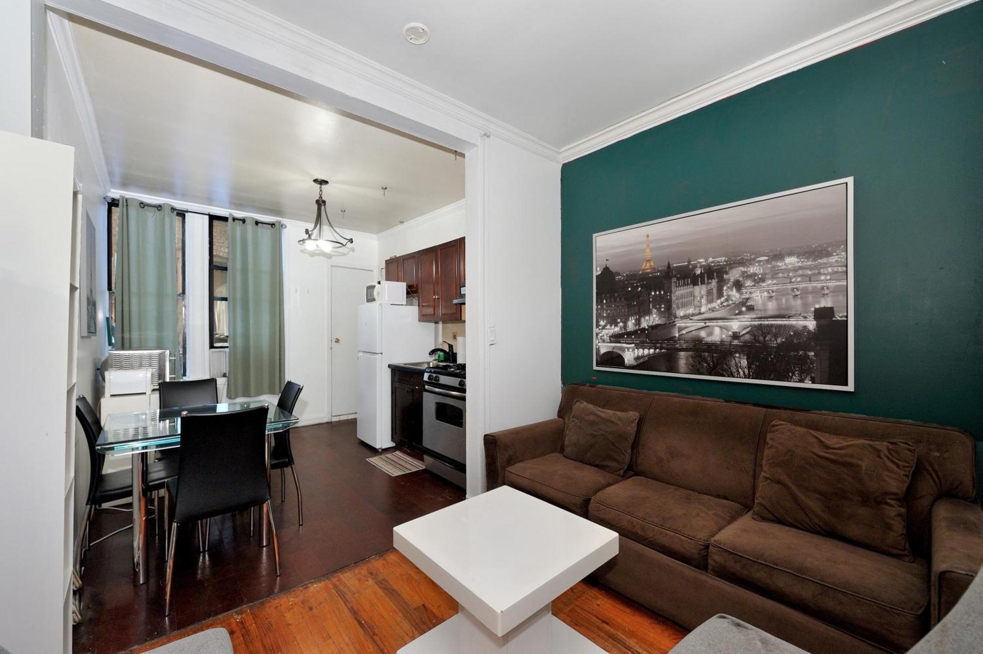 Charming 2br Near Times Square