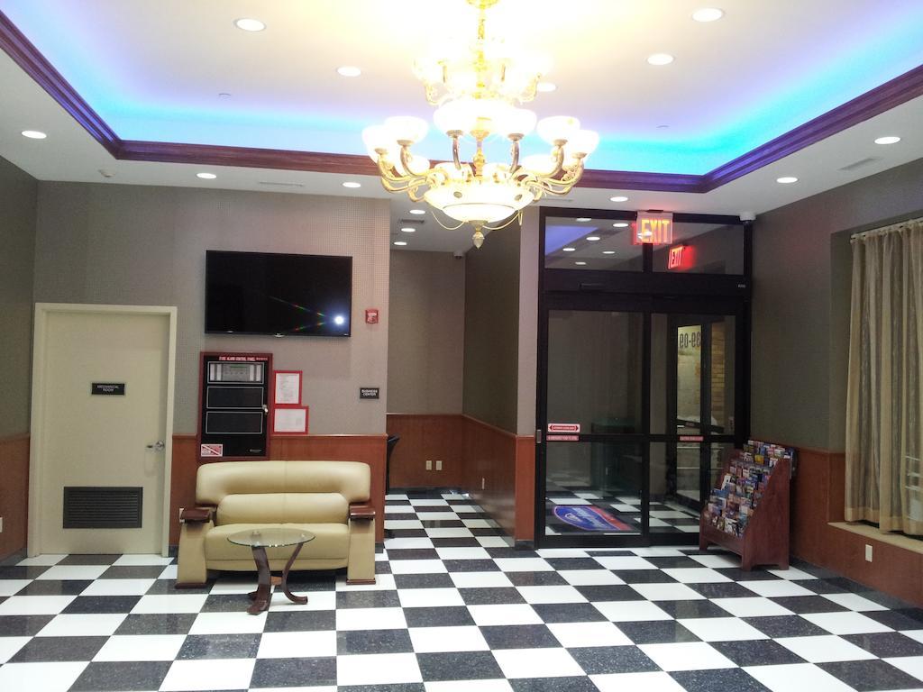 Howard Johnson By Wyndham Jamaica Ny Near Airtrain Jfk Nova York