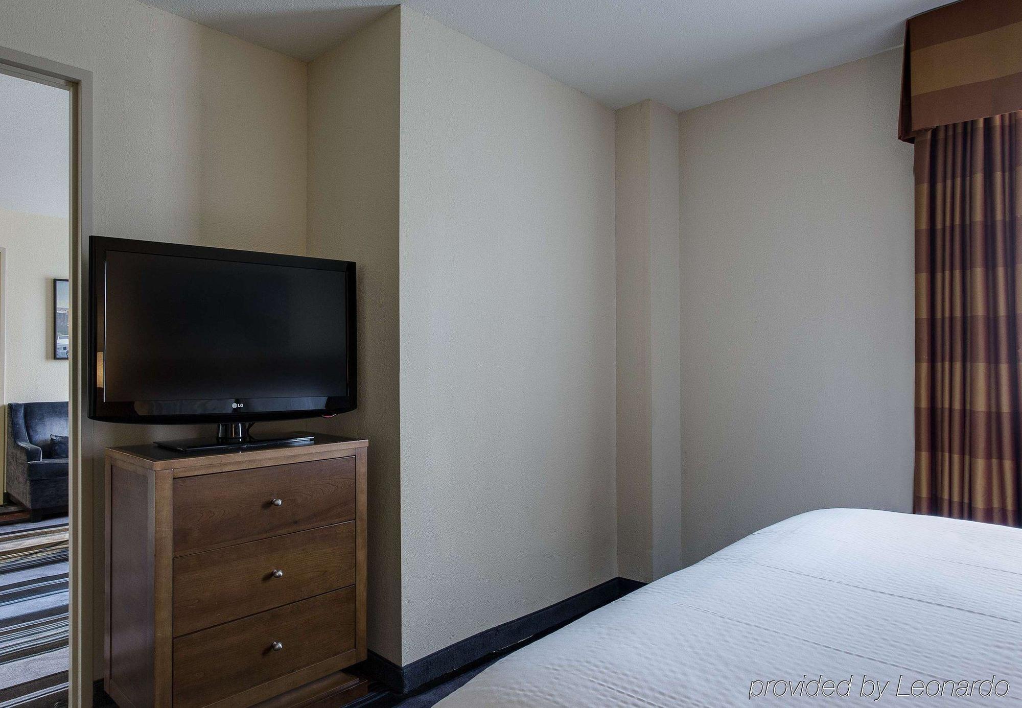 By Marriott Manhattan/times Square