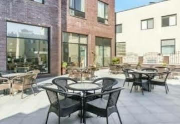 Ramada By Wyndham Flushing Queens