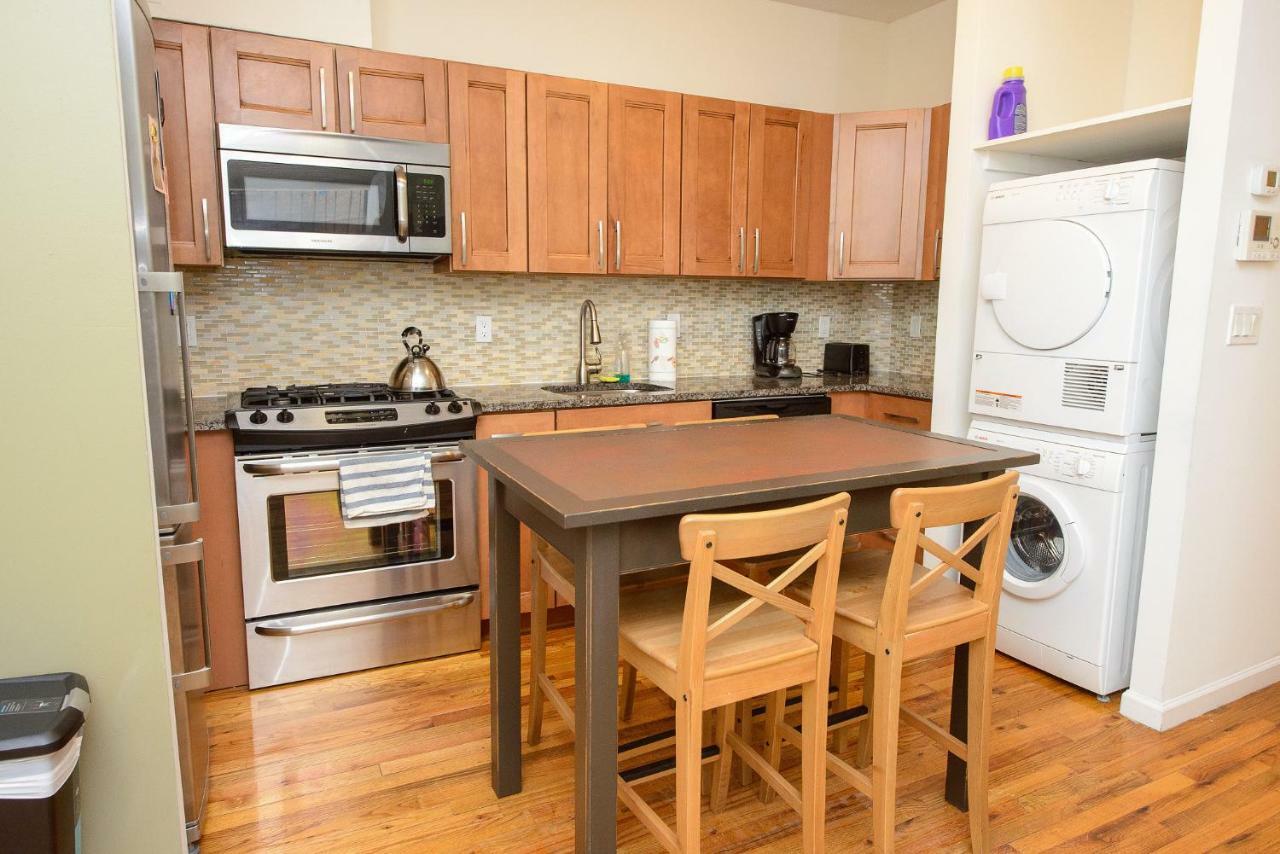Pitt Street Apartment