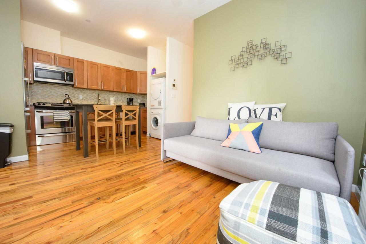 Pitt Street Apartment *