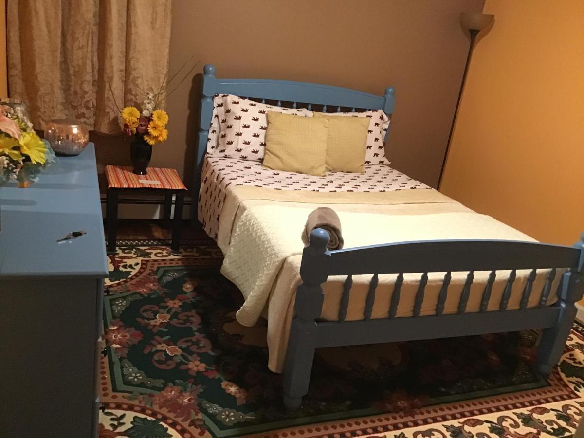 Hospedagem domiciliar Beautiful Near Jfk And Close To Laguardia Airports *
