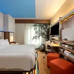 Midtown East Apartments