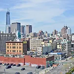 Holiday Inn Lower East Side