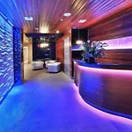 Condor Hotel By Luxurban