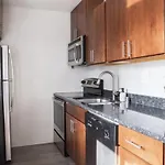 East Side 2Br 2 Bath Marvel