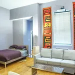36Th Street Apartment