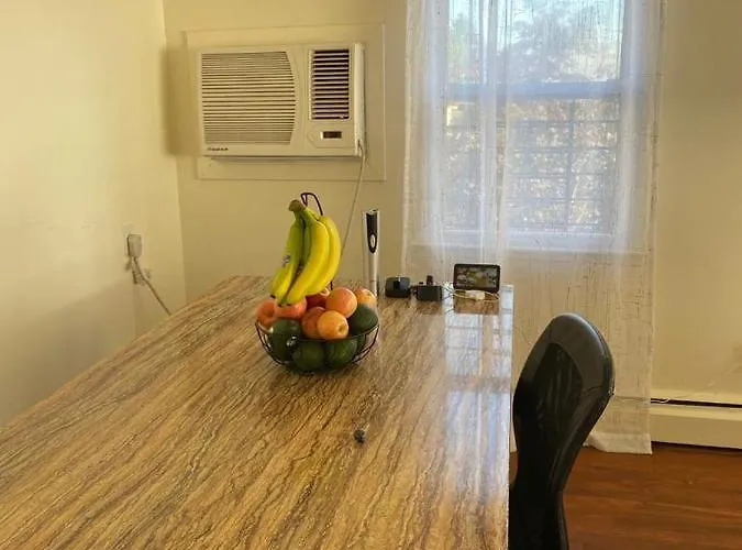 A Great Bedroom In Queens, Near Jfk Airport
