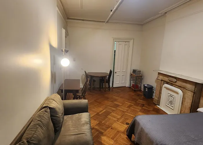 New York City Guest House 2