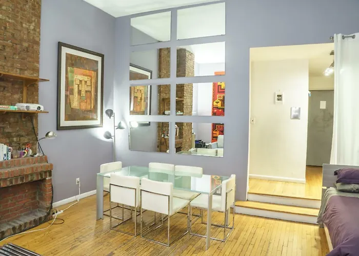 36Th Street Apartment