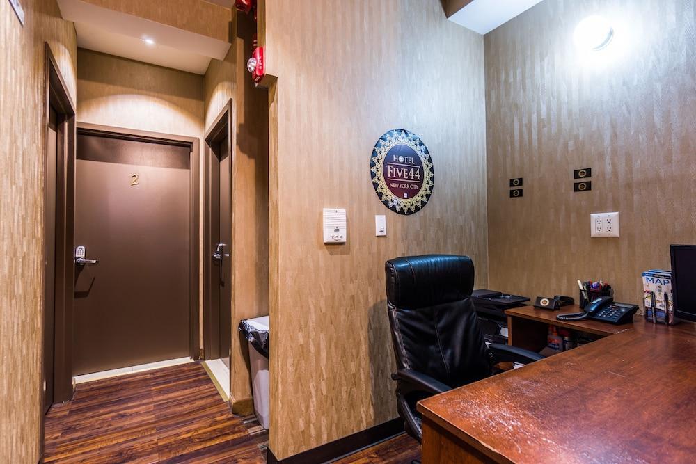 Hotel Five44 New York