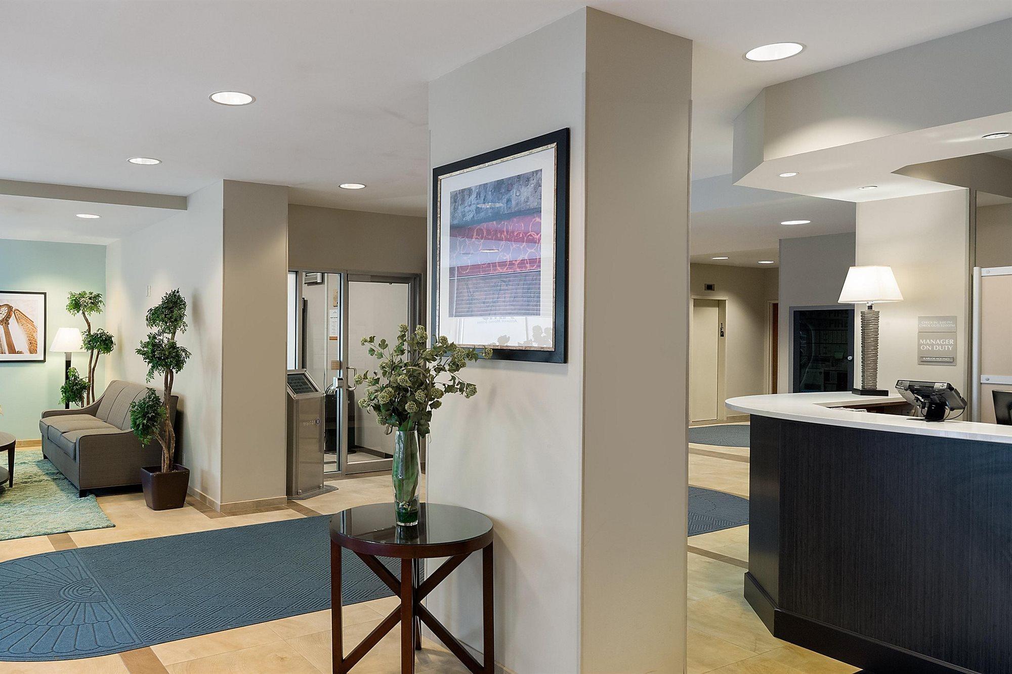 Candlewood Nyc -times Square By Ihg Hotel New York