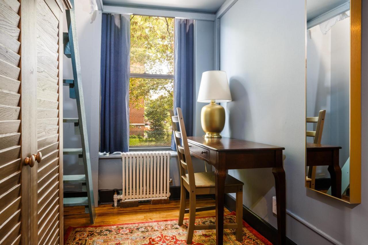 Albergue Lamartine Chelsea *