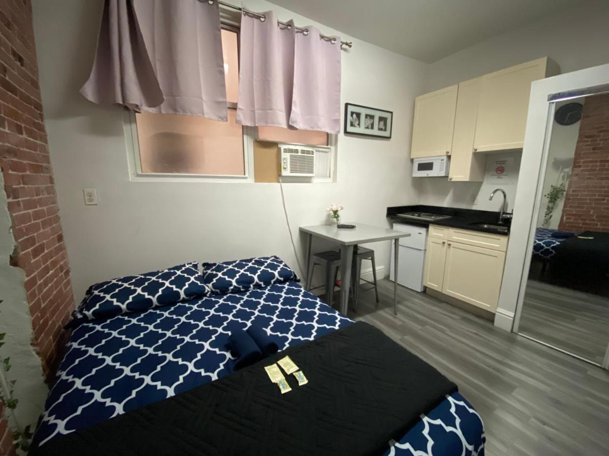 Apartment 31 Street Broadway