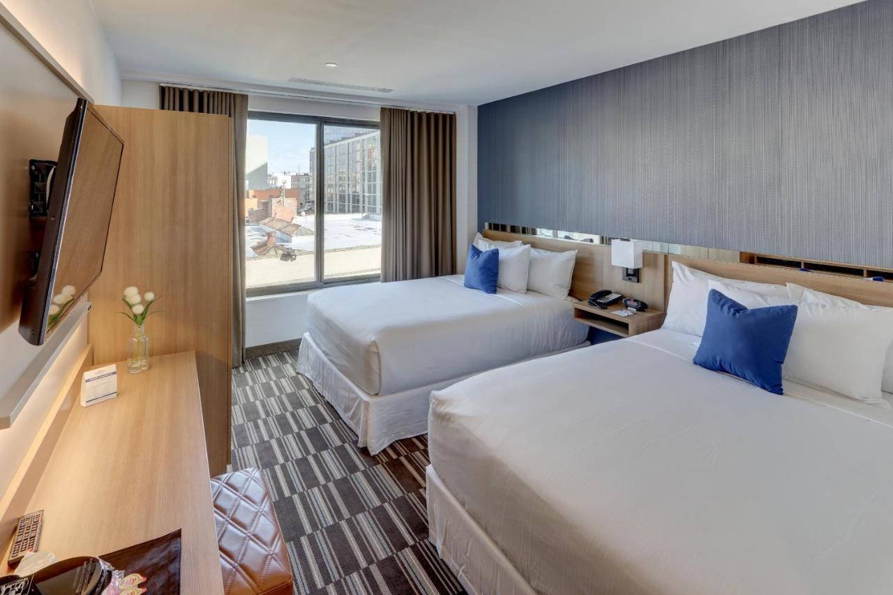 Microtel By Wyndham Long Island