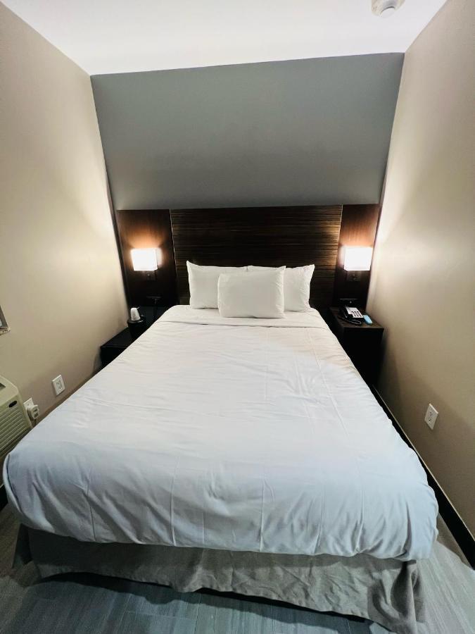 Rockaway Hotel New York