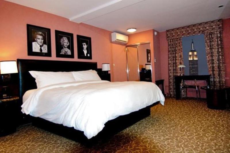 Washington Square Hotel 4*