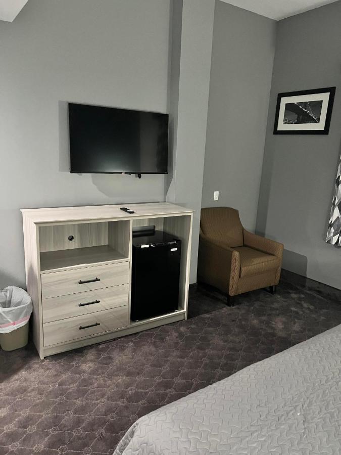 Hotel Deluxe & - Long Island Nyc 2*
