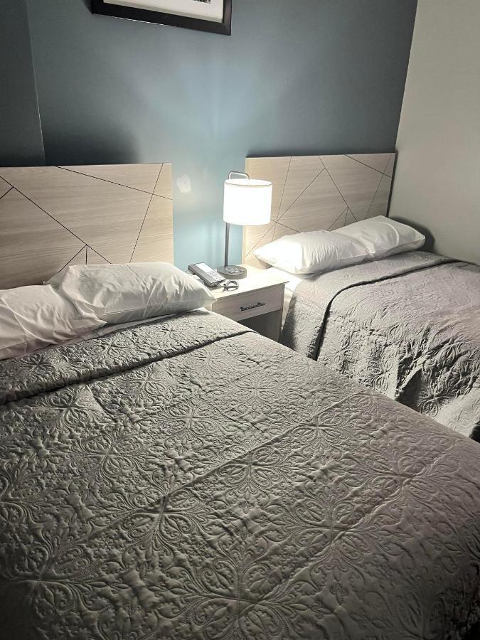 Hotel Deluxe & - Long Island Nyc