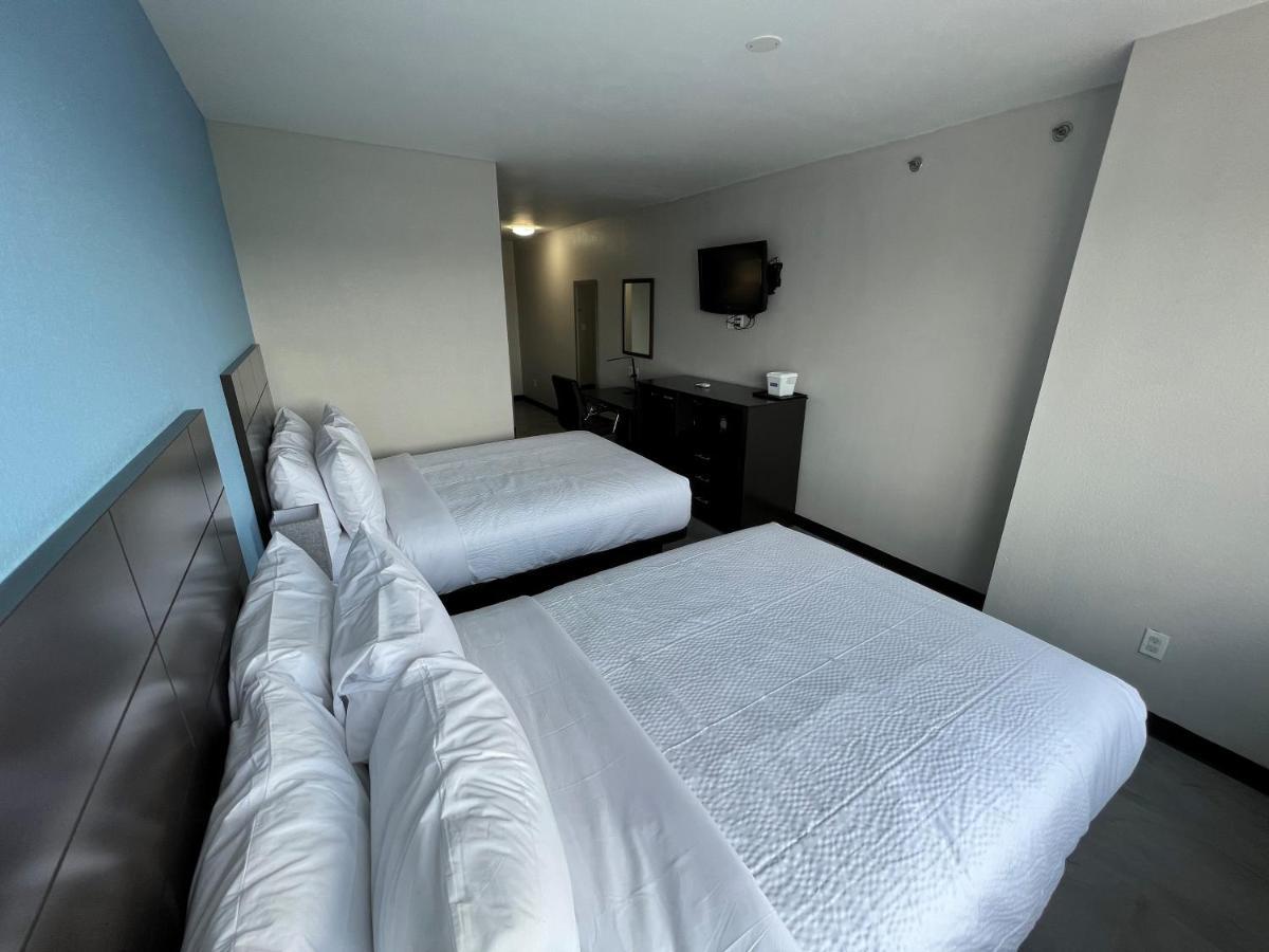 Travelodge By Wyndham Queens New York