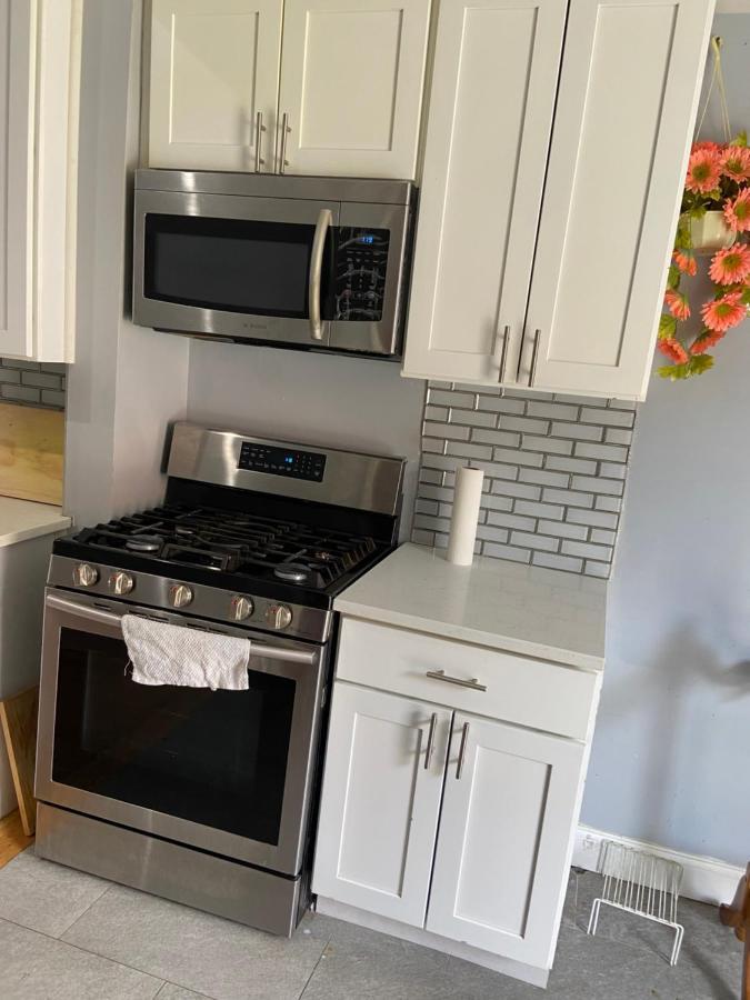 A Spacious In Queens Gasthof *