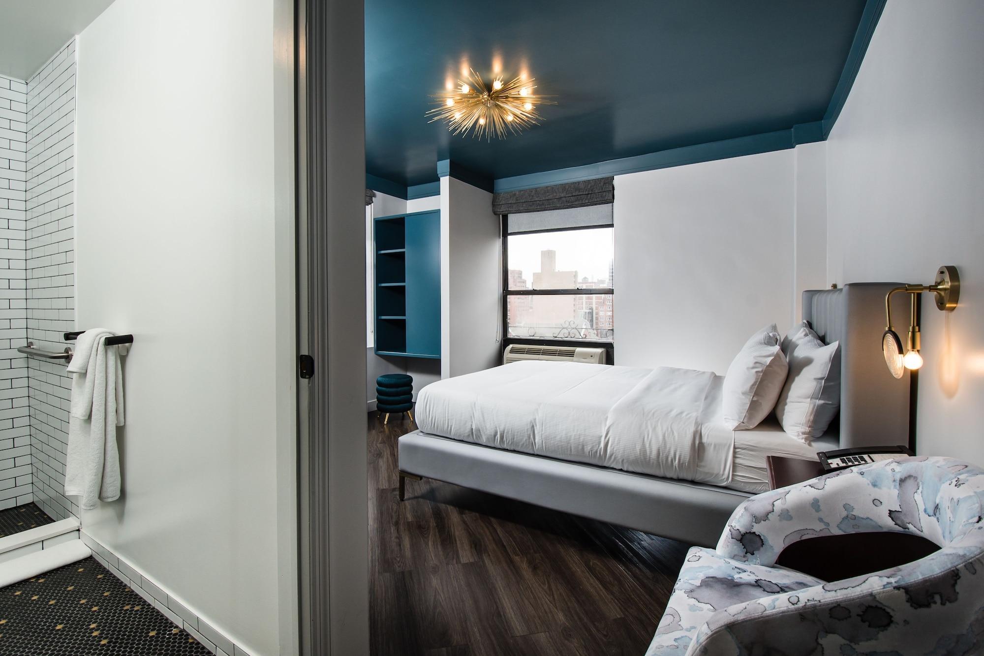The @ Hotel 3*