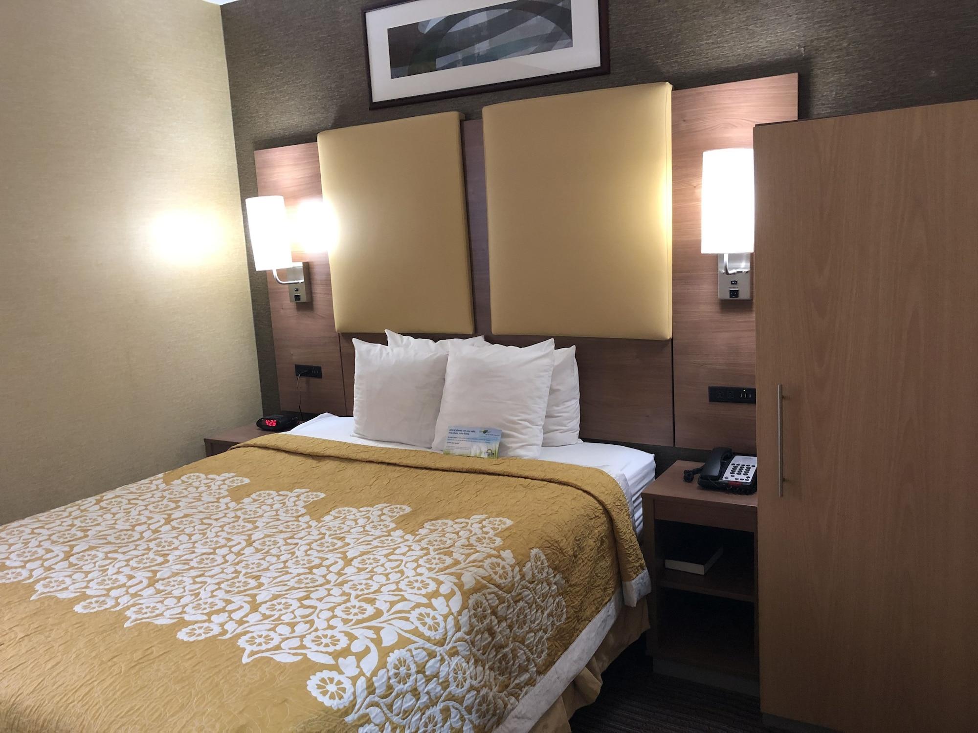 Days By Wyndham Brooklyn New York