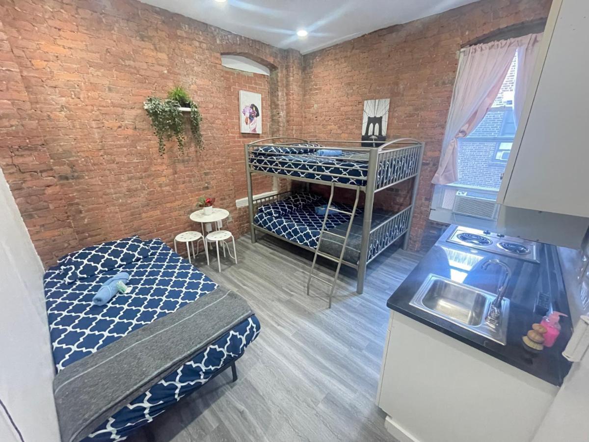 Apartment 31 Street Broadway New York