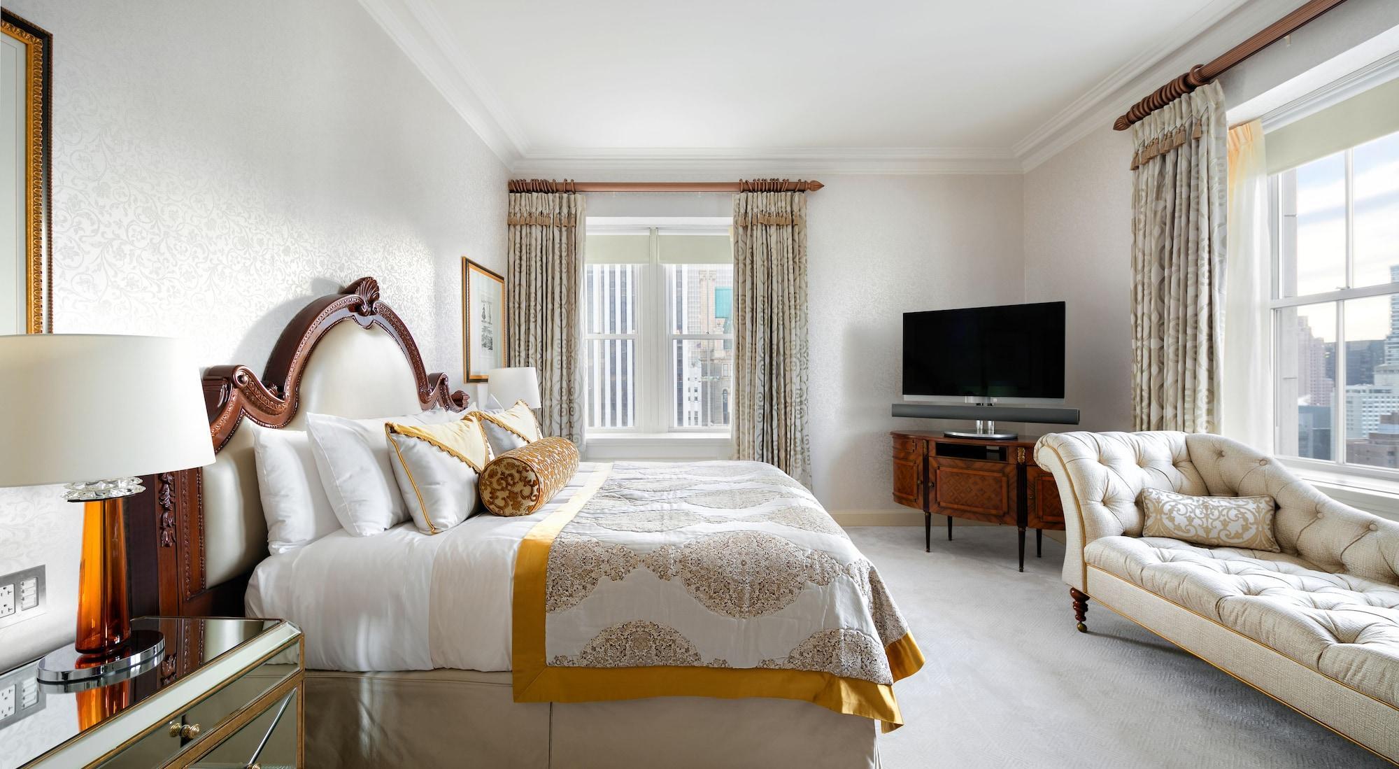 The Pierre, A Taj Hotel, 5*