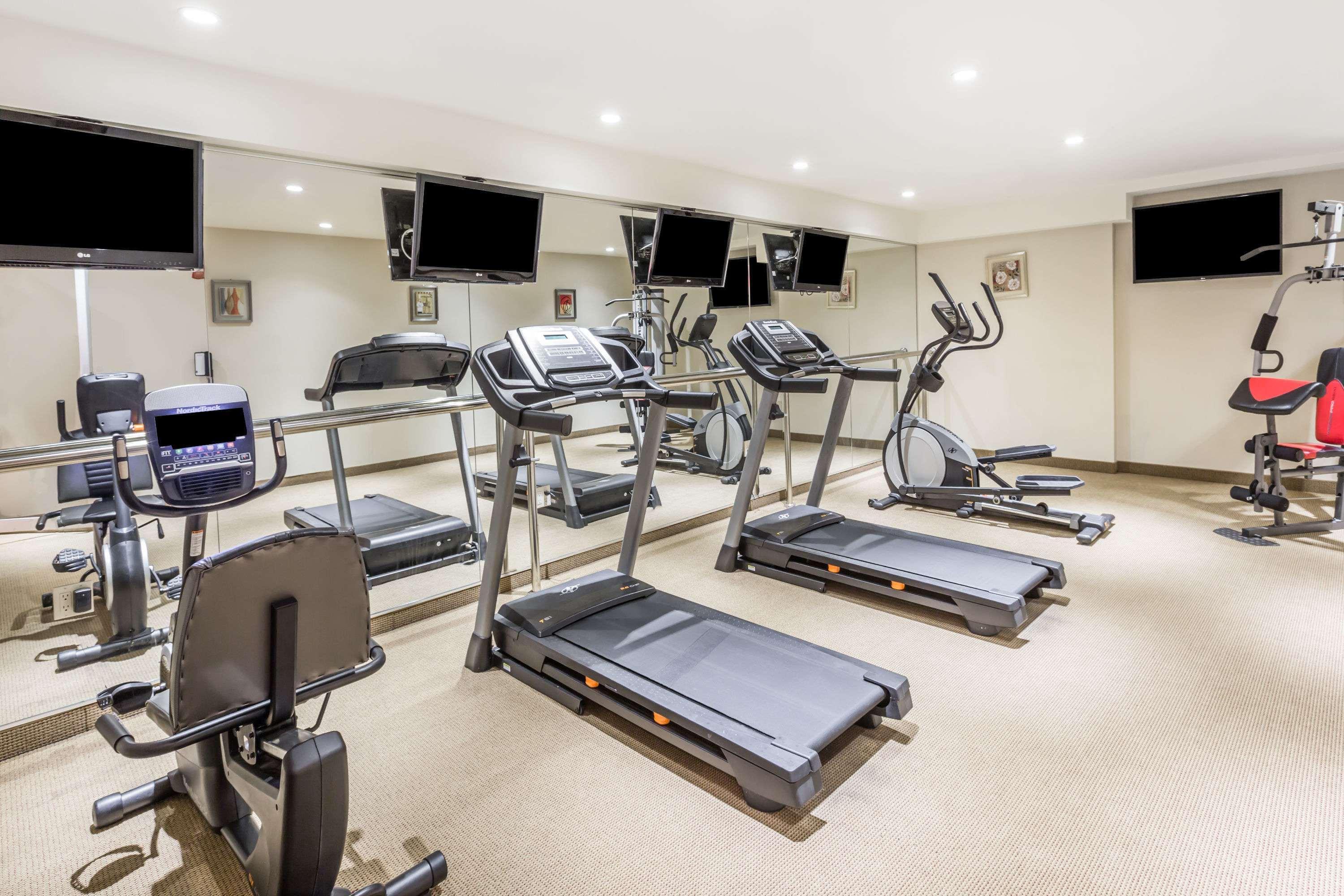 Ramada By Wyndham Flushing Queens Hotel New York