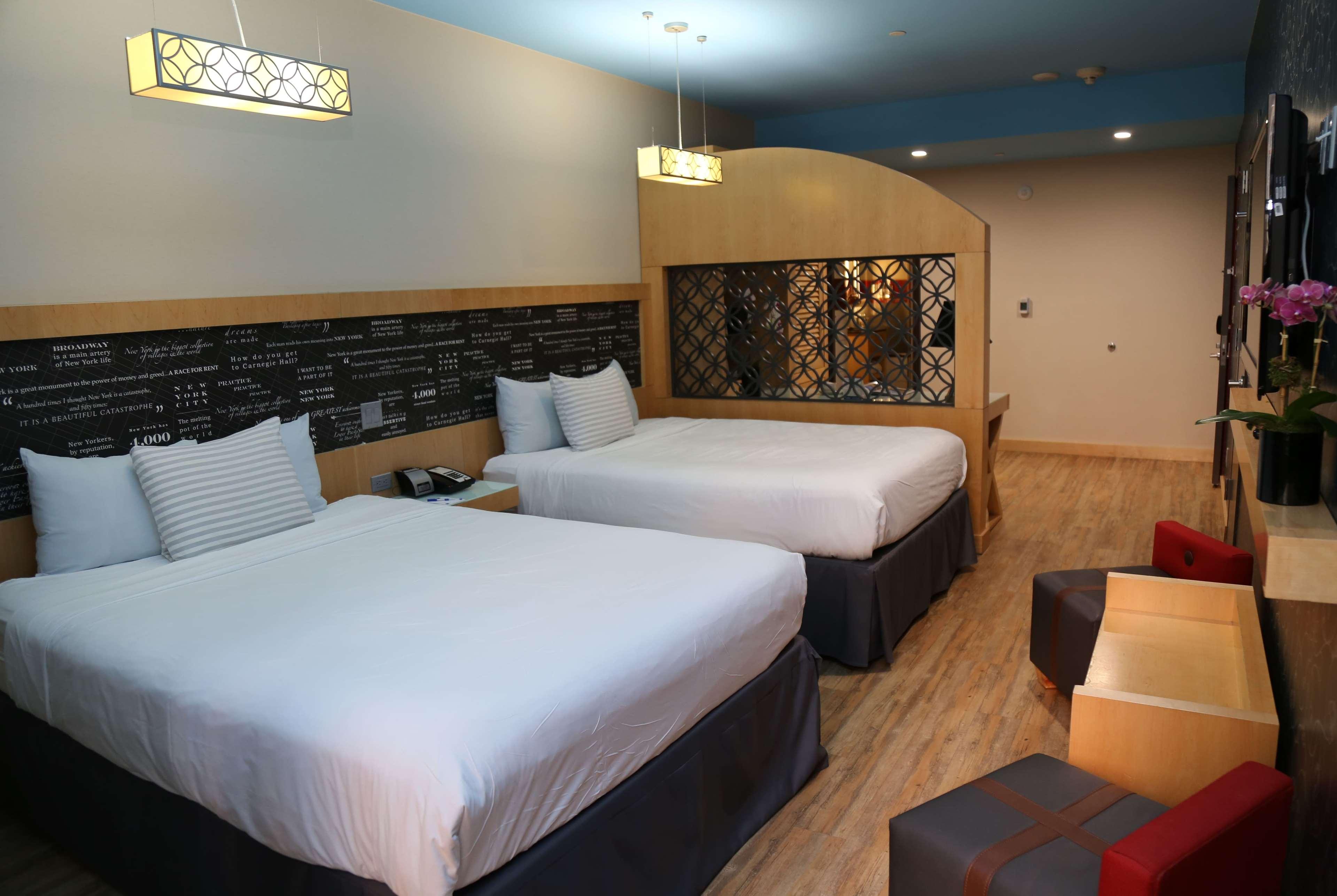 Tryp By Wyndham Times Square - Midtown Hotel