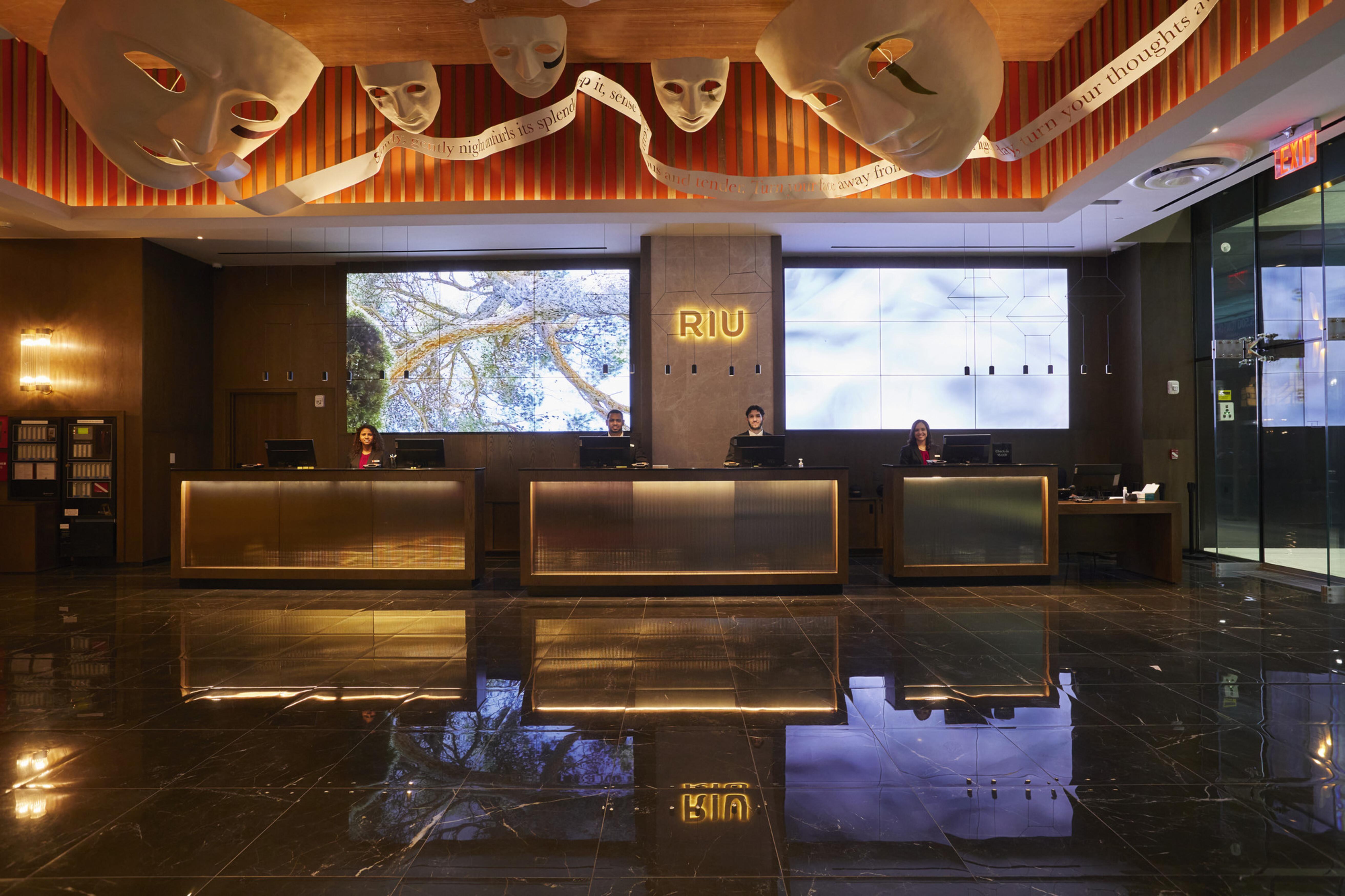 Riu Plaza Manhattan Times Square 4*