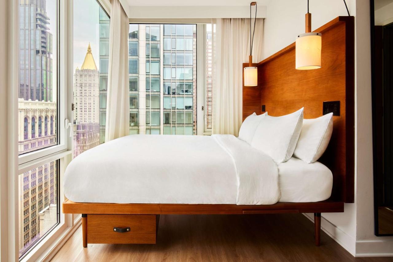 Arlo Nomad 4* New York