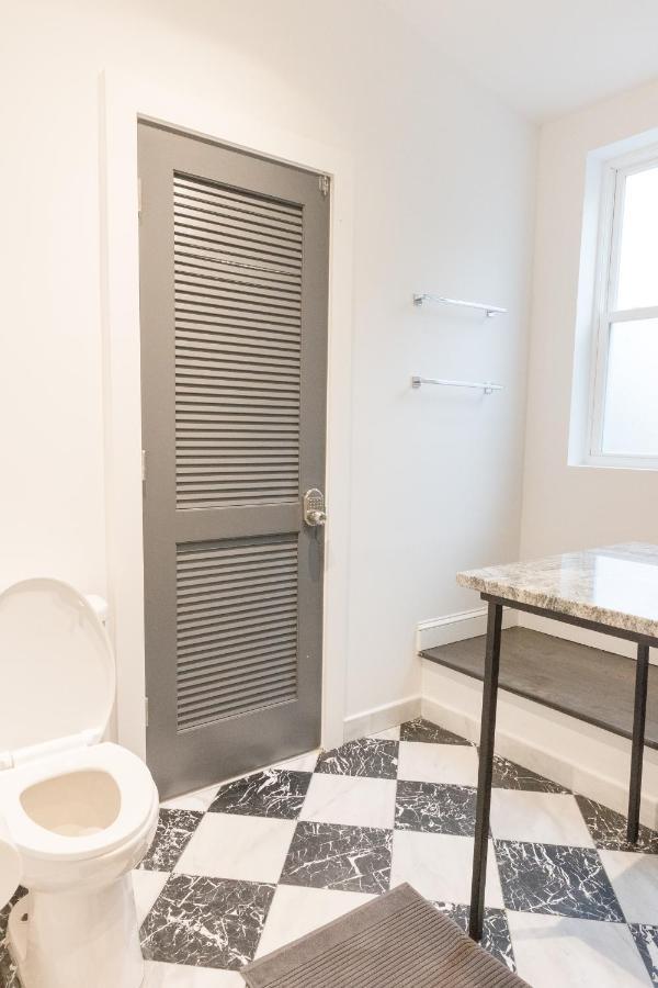 Privet House - Midwood/flatbush Recently Remodeled
