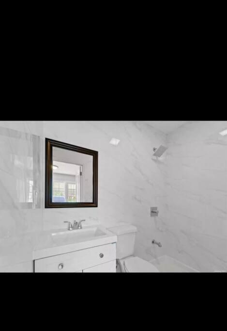 Apartment First Floor Of Beautiful House Totally Private New York