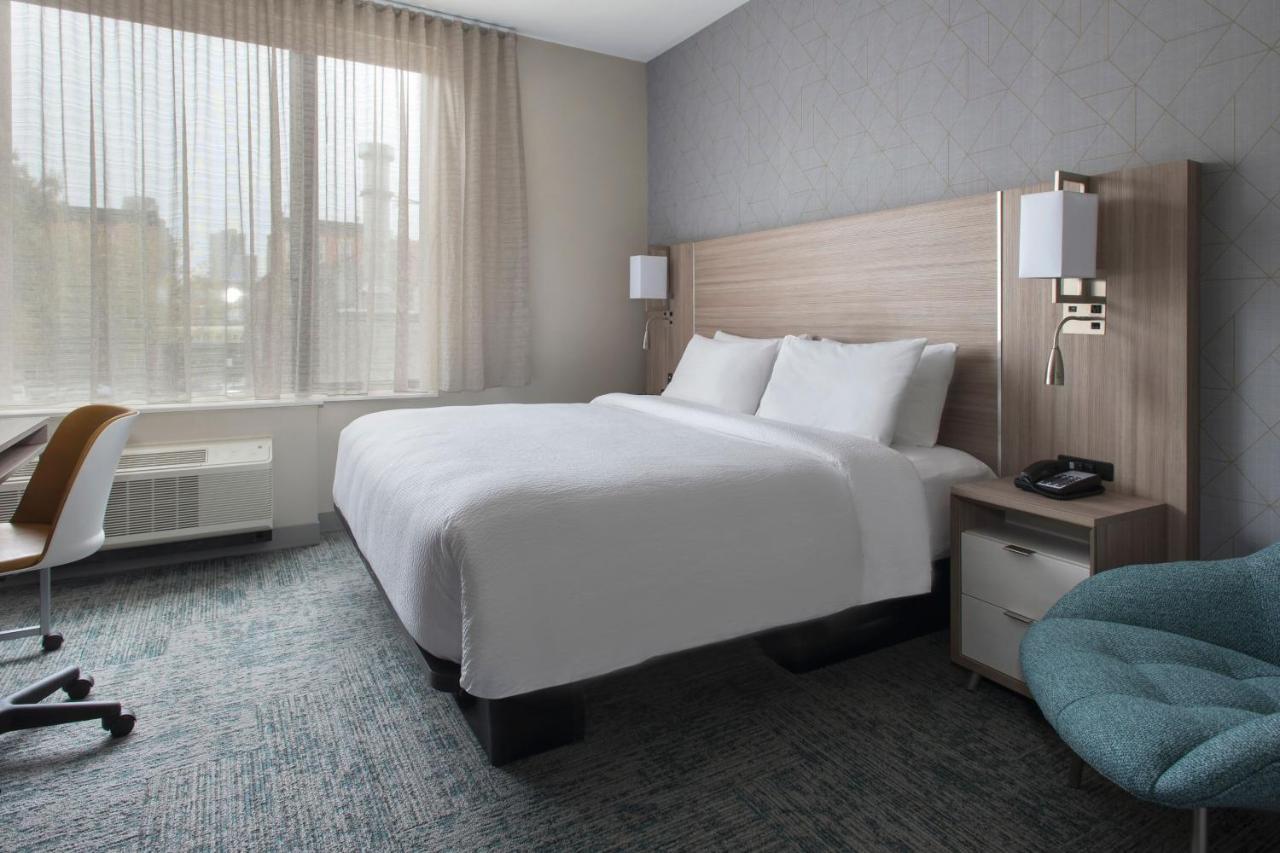 Towneplace By Marriott Brooklyn Hotel New York