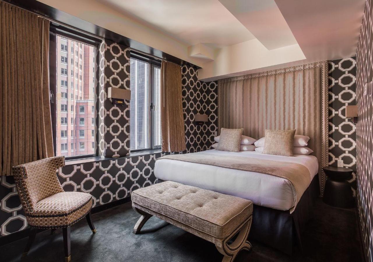 45 Times Square Hotel 3*