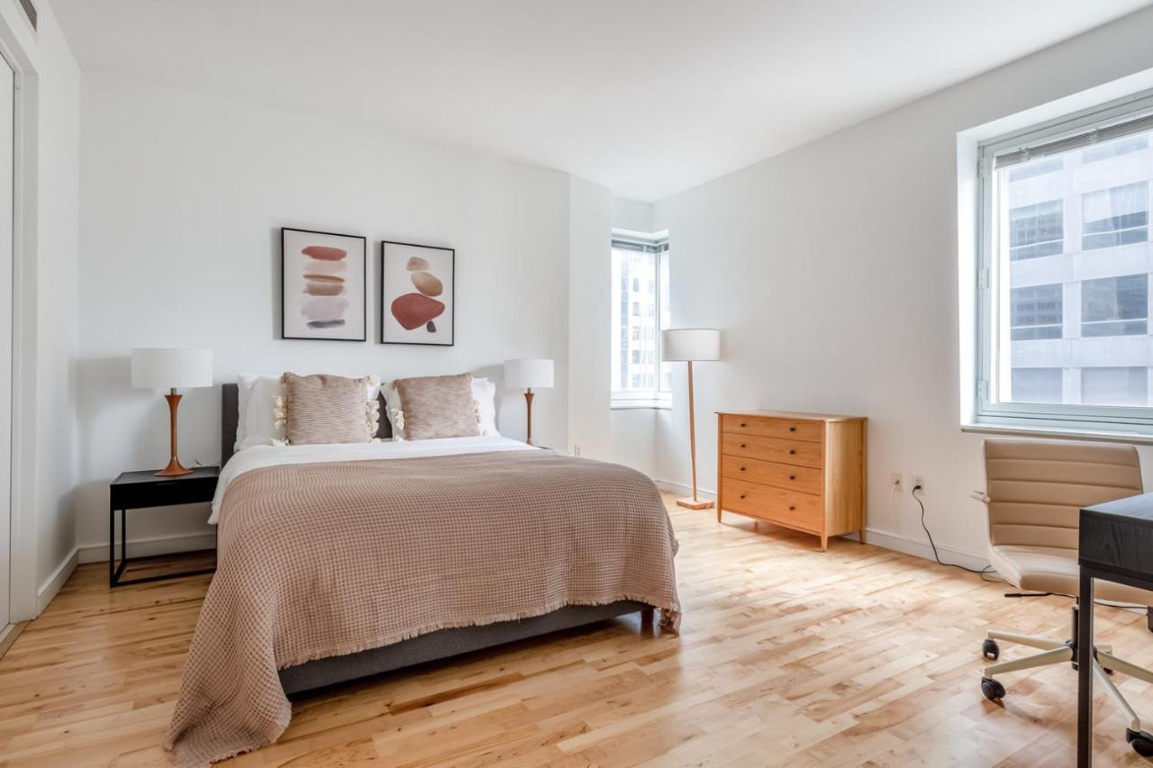 Midtown 1br W Doorman Gym Wd Nr Rock Center Nyc-1129 Apartment New York