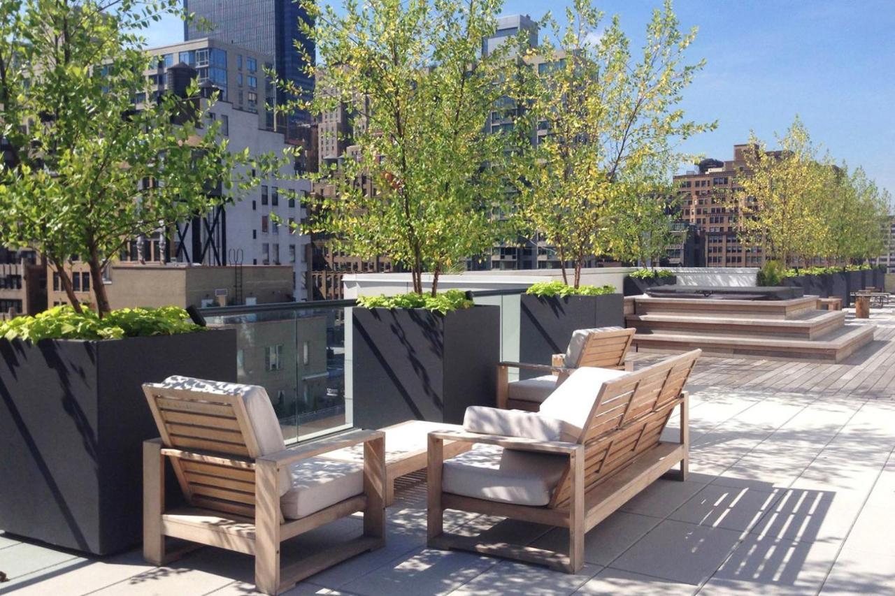 Midtown 1br W Doorman Gym Wd Nr Rock Center Nyc-1129 Apartment