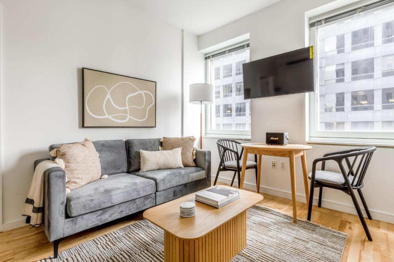 Apartment Midtown 1br W Doorman Gym Wd Nr Rock Center Nyc-1129 New York