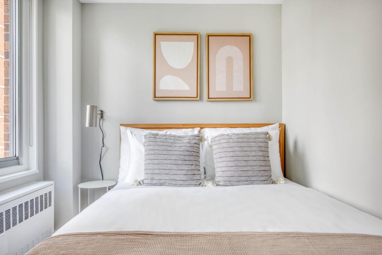 Kips Bay 2br W Doorman Gym Nr 5th Av Shops Nyc-654